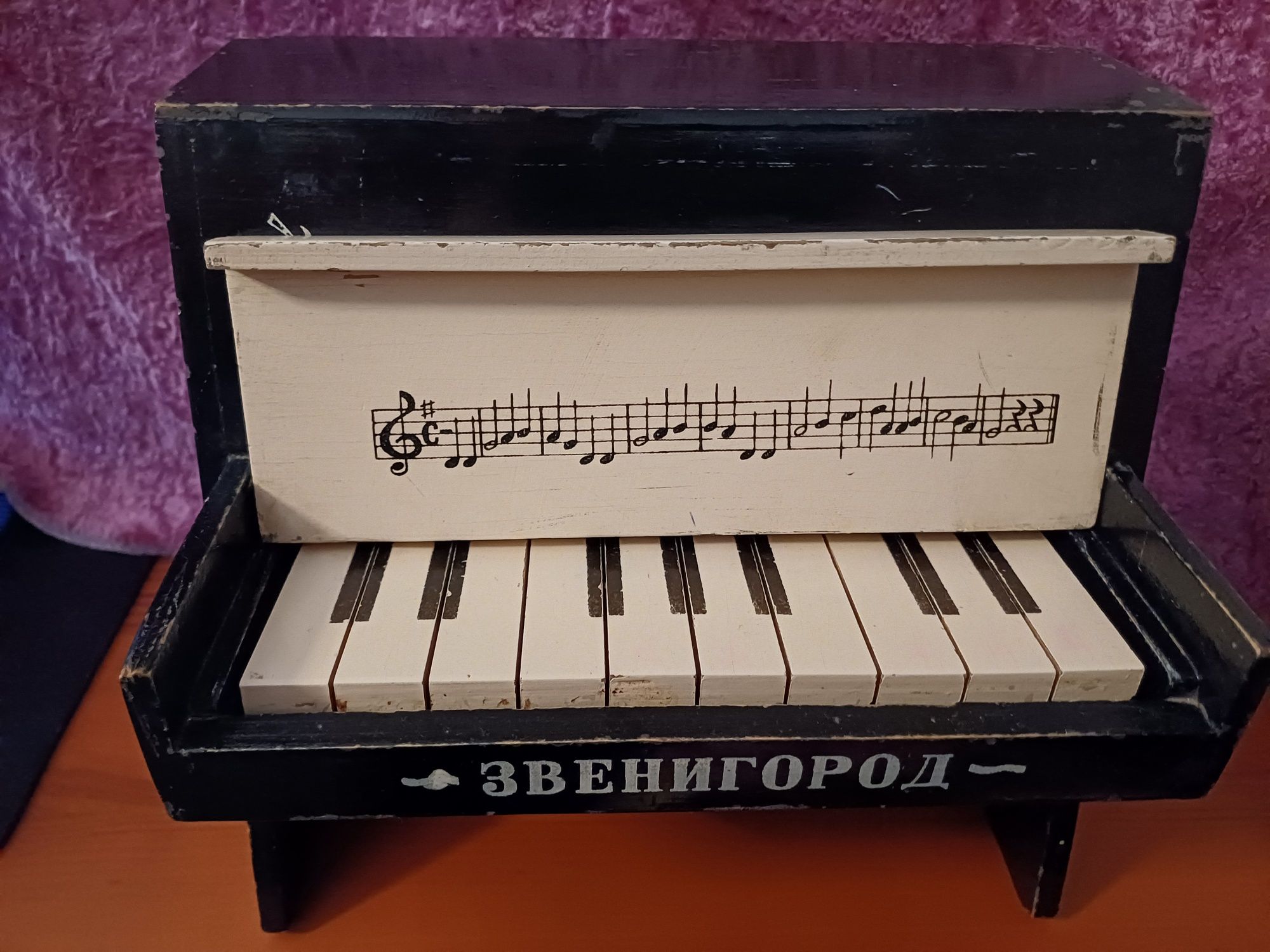 Продам детское пианино СССР.
