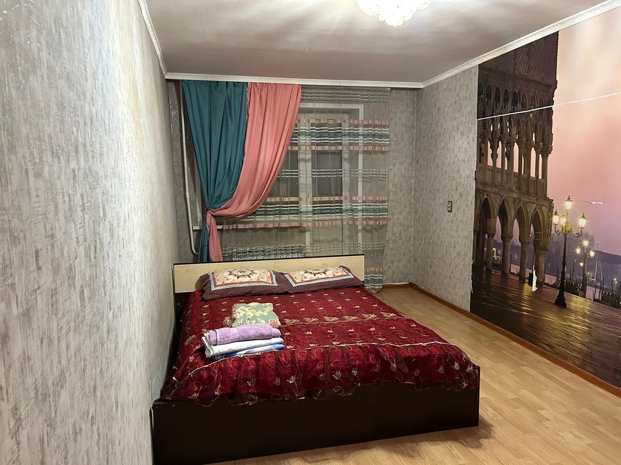 По часово по суточно сдам квартиру в районе цем пос Физкультурная 17
