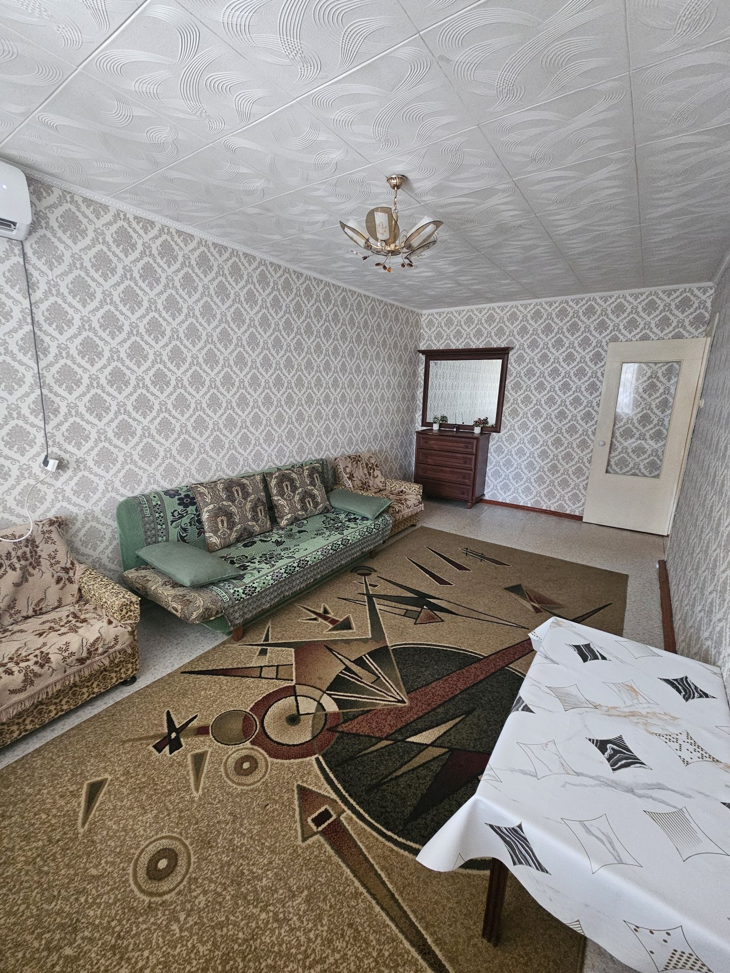 Квартира в центре 2 ком 2 этаж