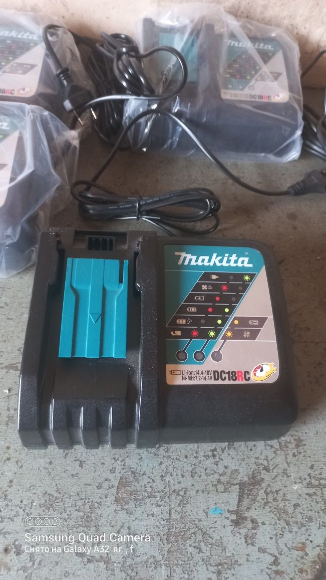 Продам  зарядка  Makita новое
