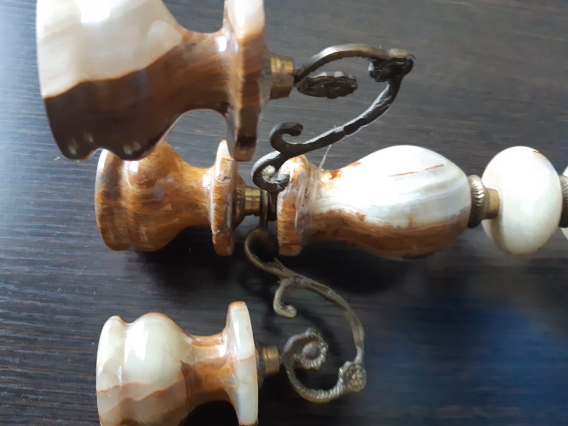 Продам подсвечник из натуральных камней, Оникс.