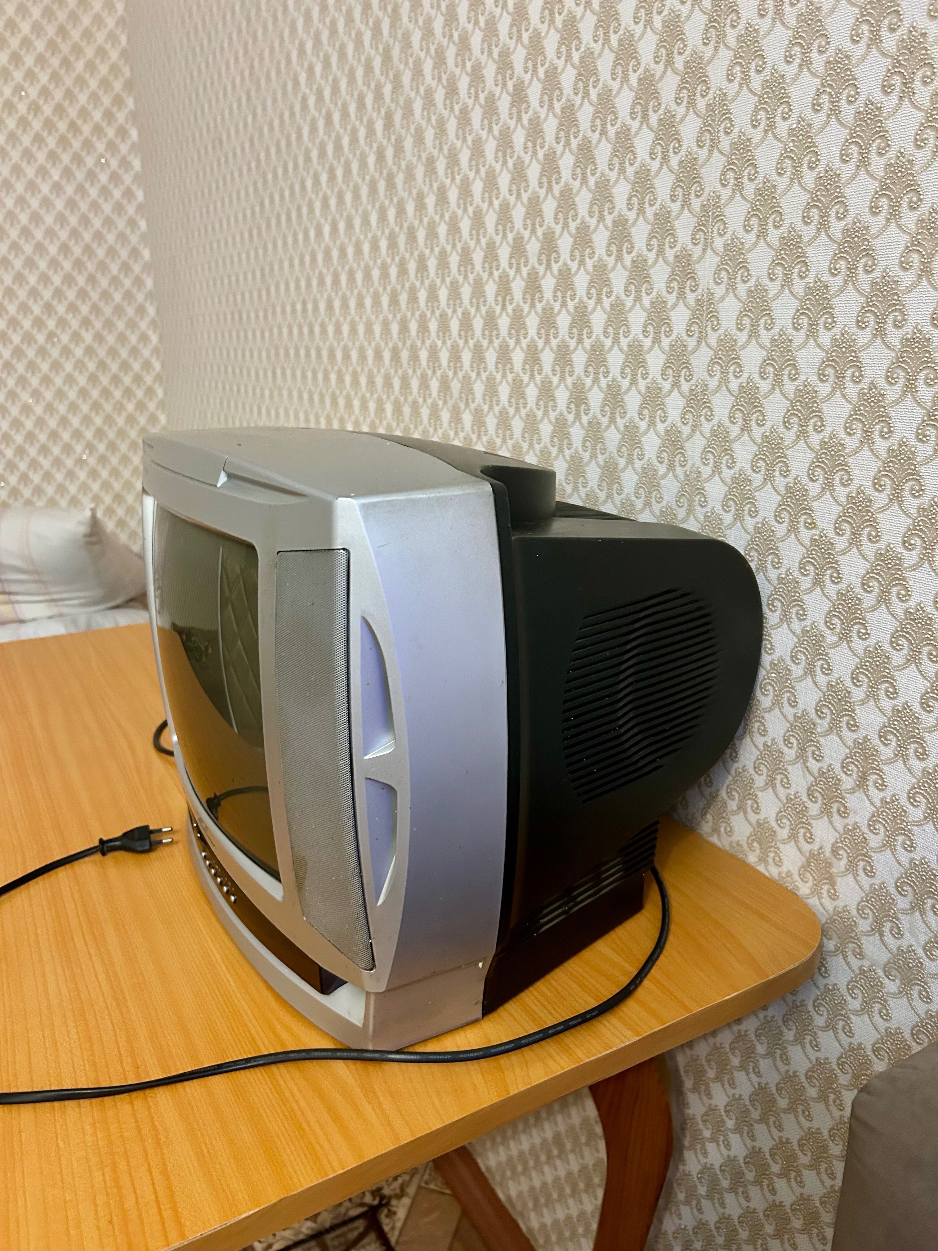 Продам телевизор