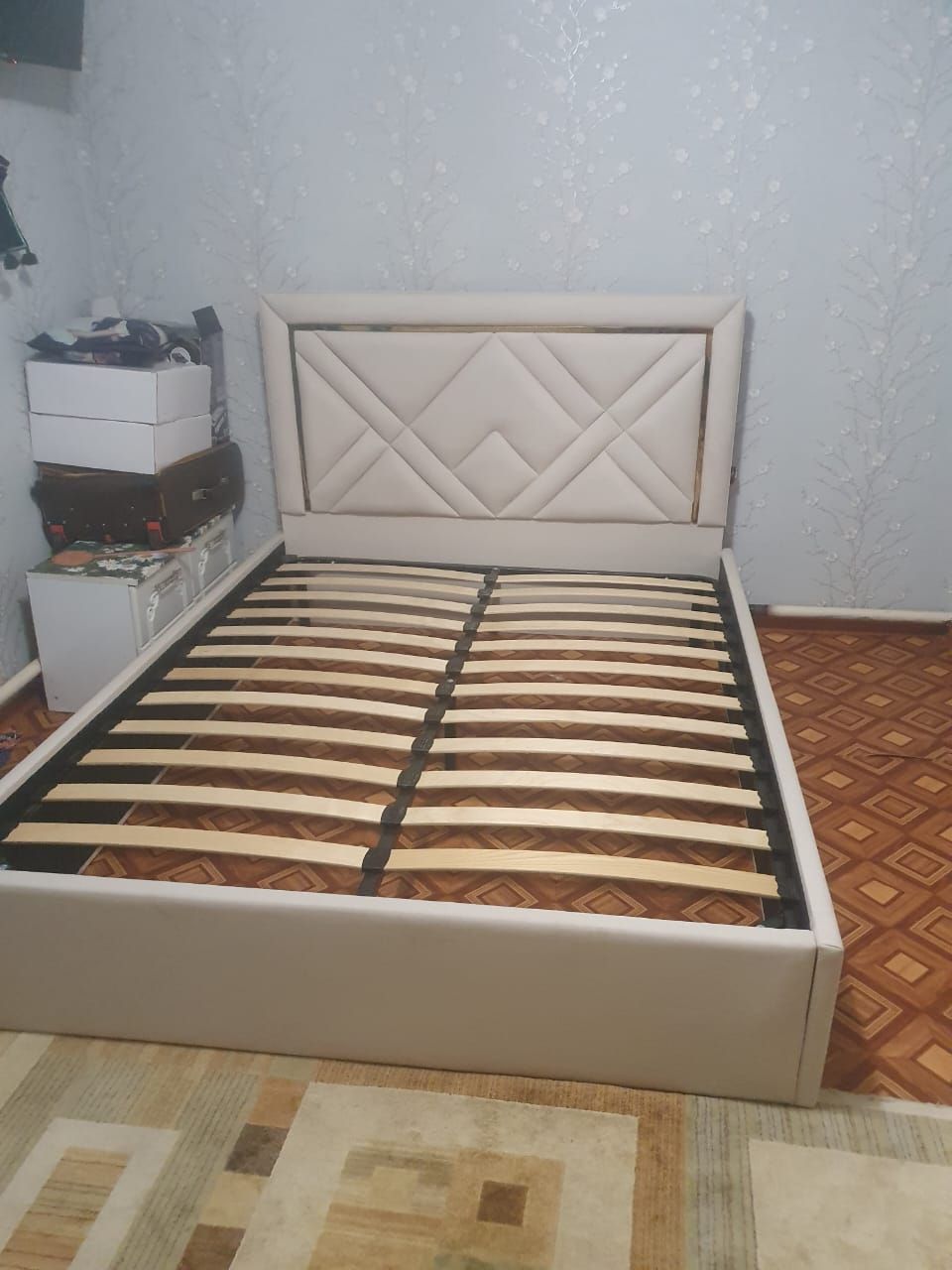 Кровать на заказ и наличие есть