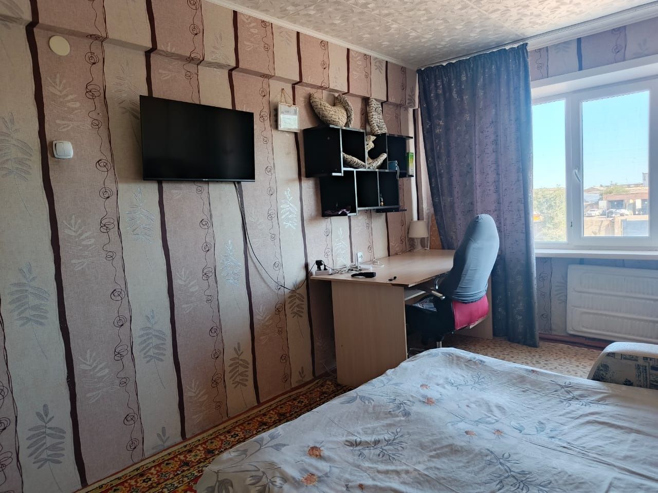Сдам 1 кв.на 32 кв.Посуточно тн.