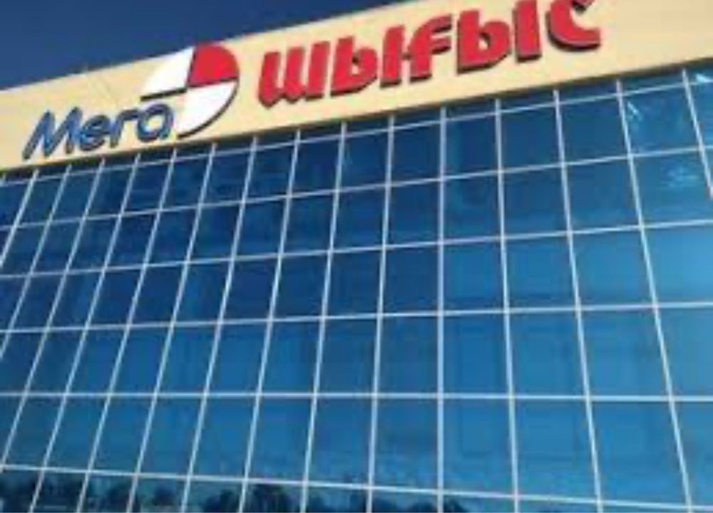 Продам бутик 22 квд в женском этаже мега шыгыс