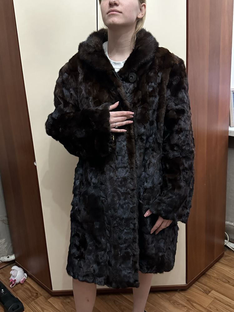 Шуба норковая продам