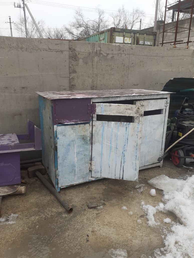 Продам столы не дорого