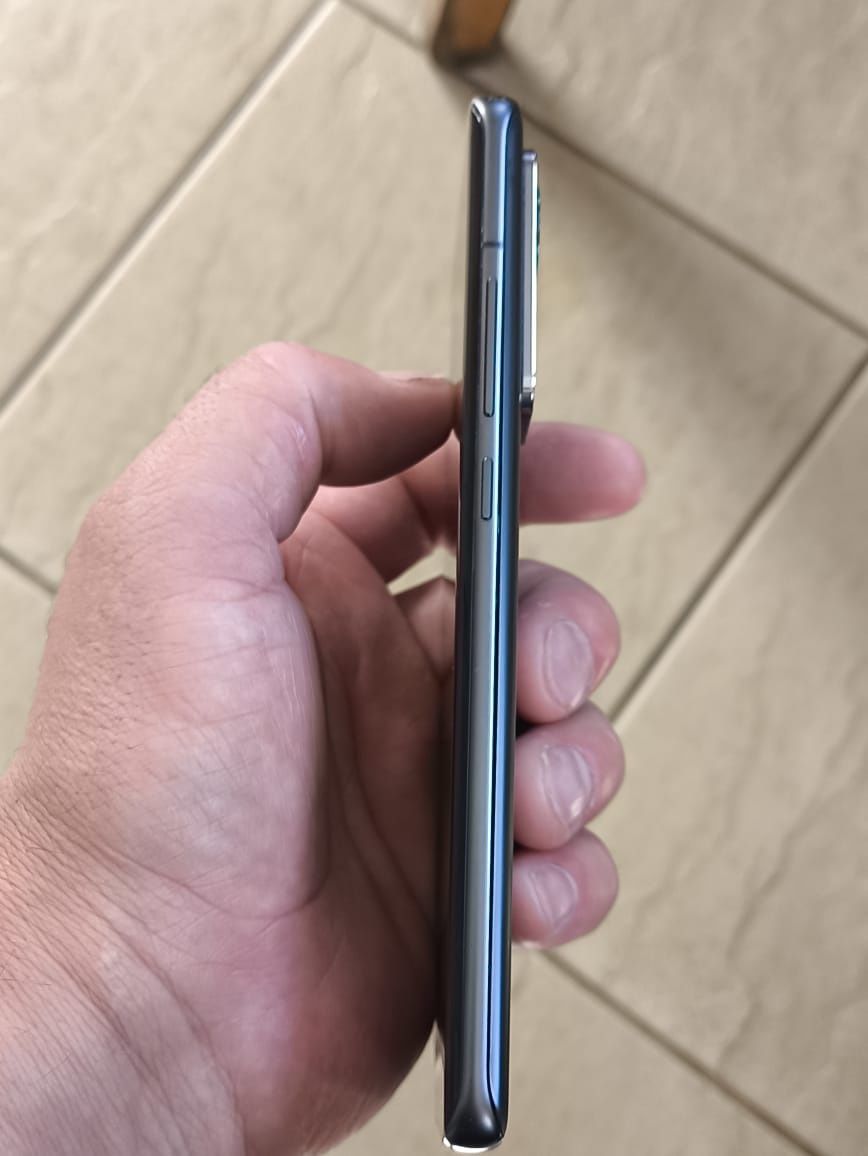 Xiaomi 12 16/256гб в комплекте только зарядка телефон мои 100%.