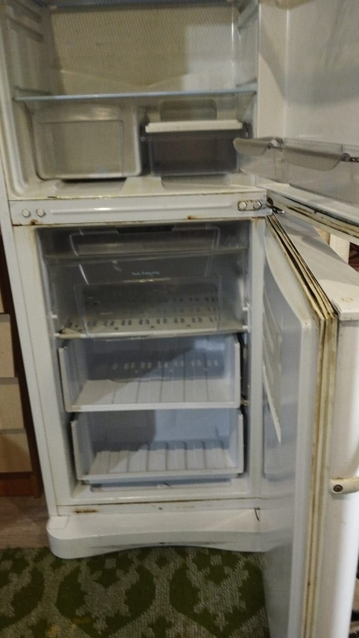 Продам холодильник в хорошем состоянии