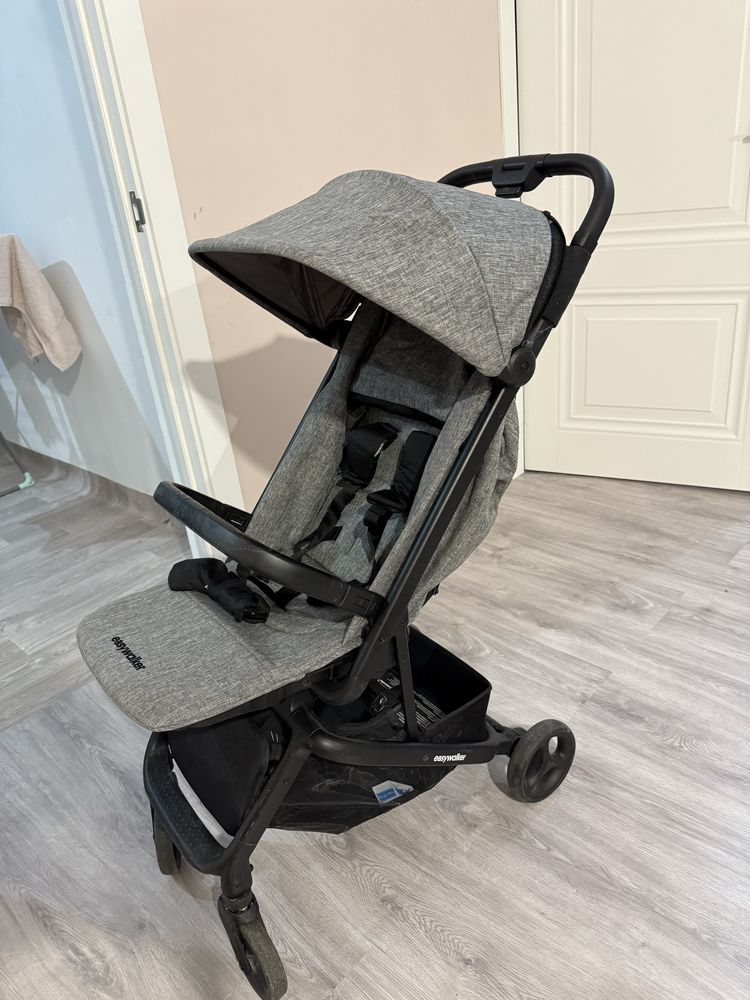 Прогулочная коляска EasyWalker