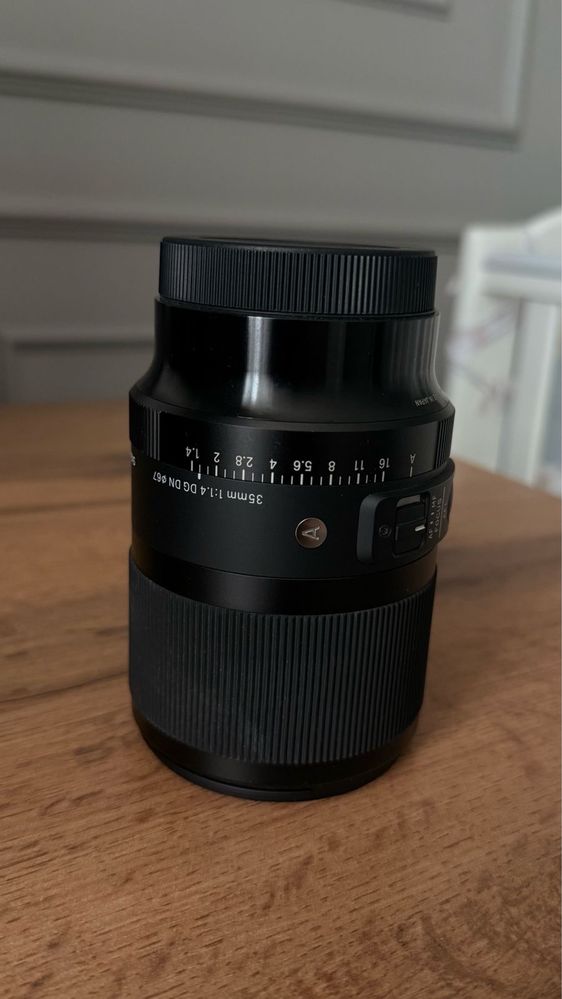 Объектив Sigma 35mm f/1.4 DG DN Art L-mount