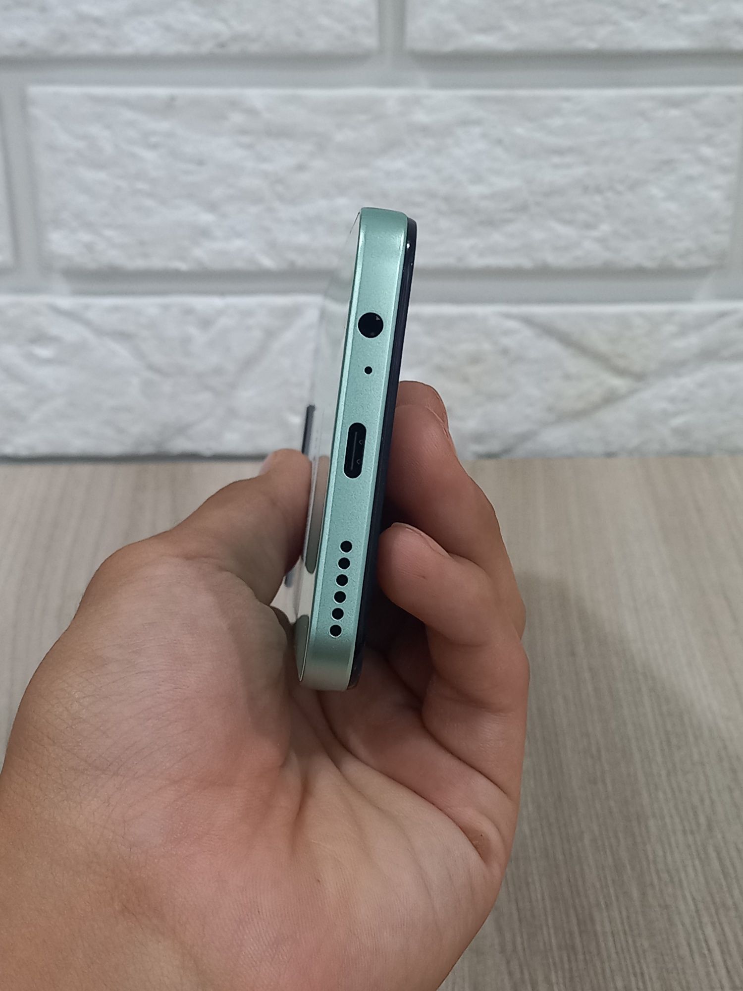 ZTE Blade A35        /
