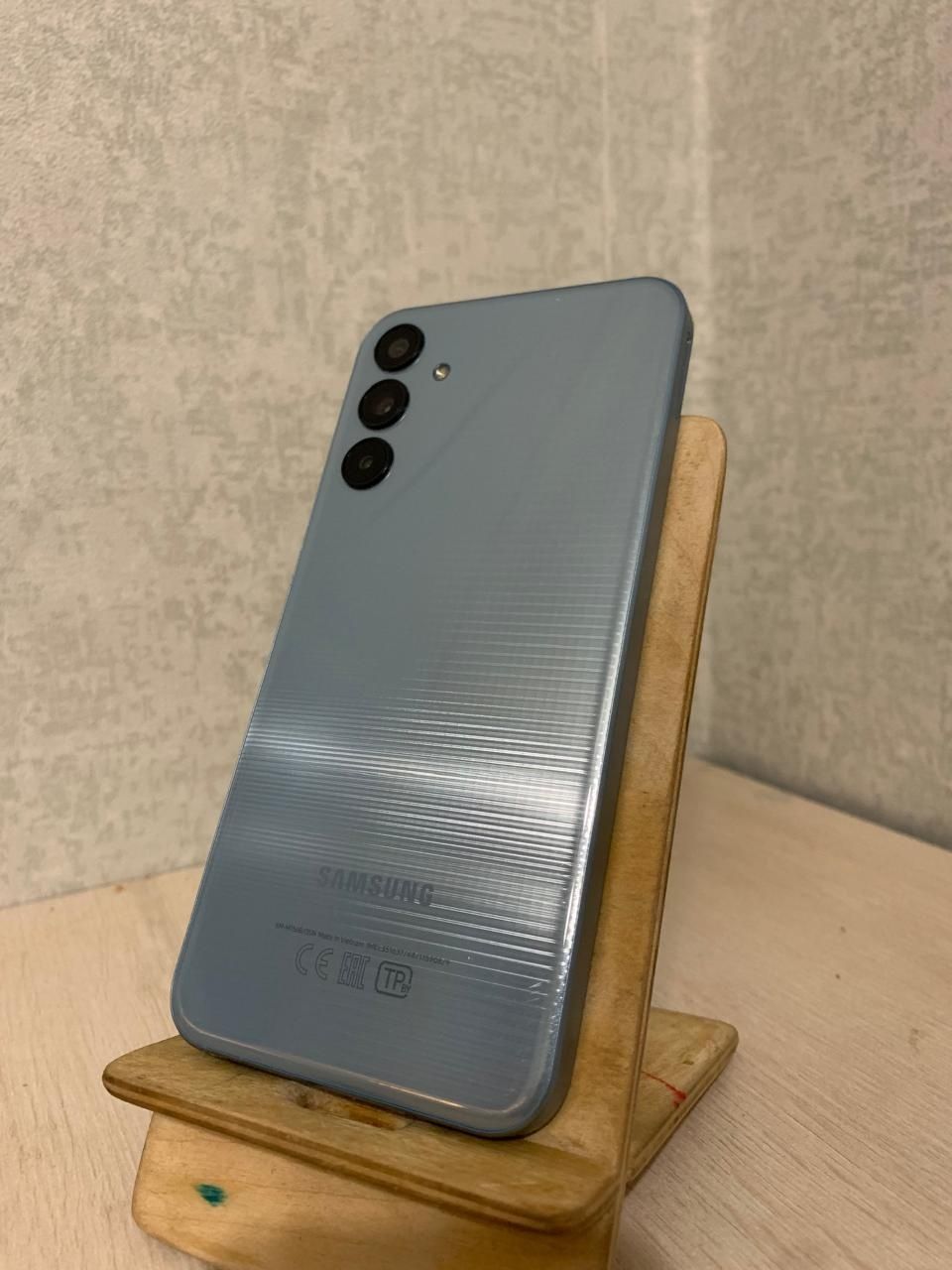 Samsung  galaxy М 15
