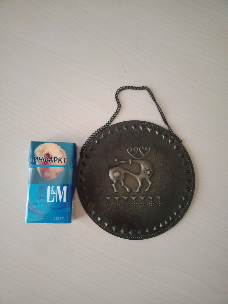 Продам это украшение?