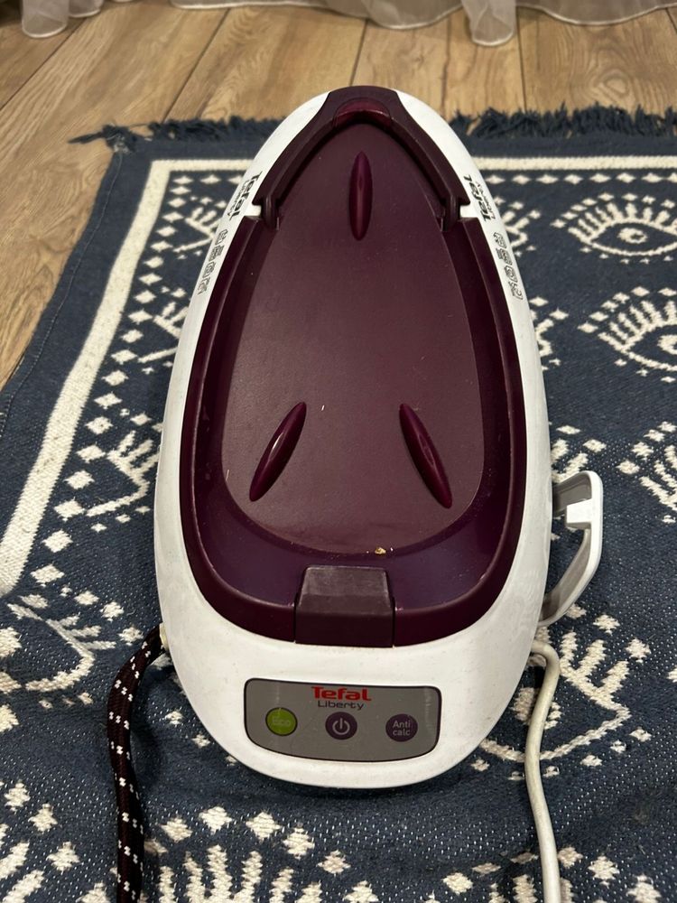 Продам паровой утюг Tefal Liberty