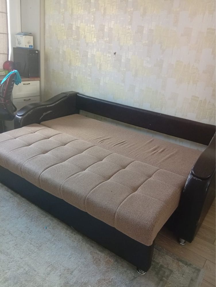 Продается раскладной диван