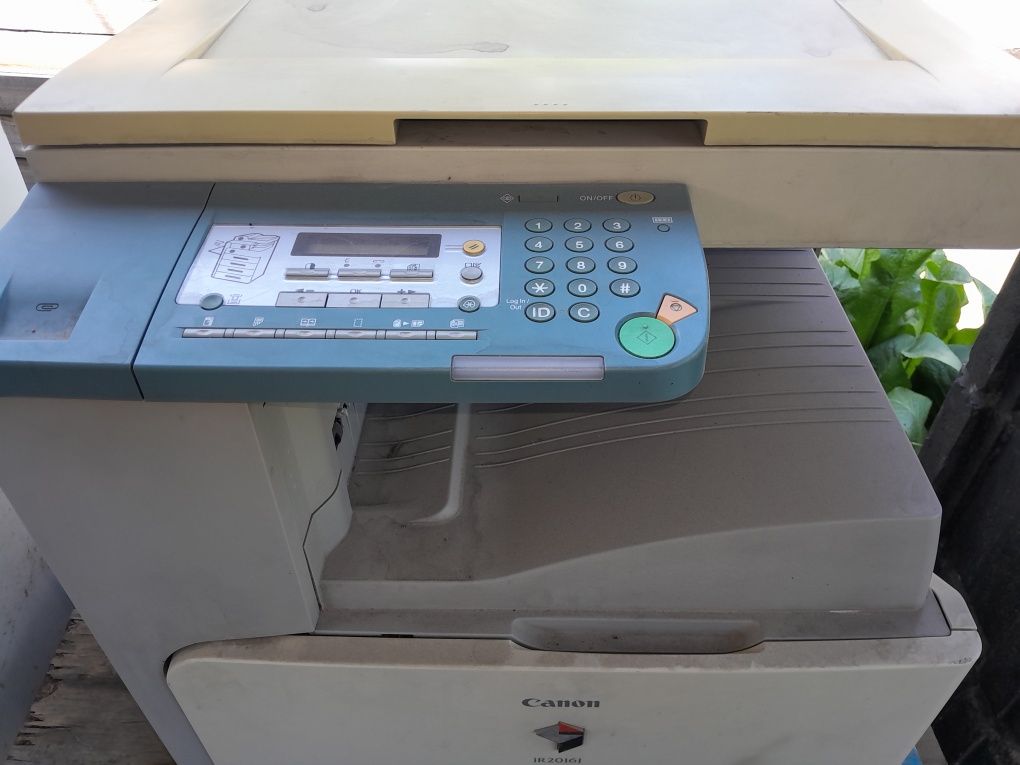 Принтер,сканер,ксерокс  Canon IR 2016J 15000 тенге.