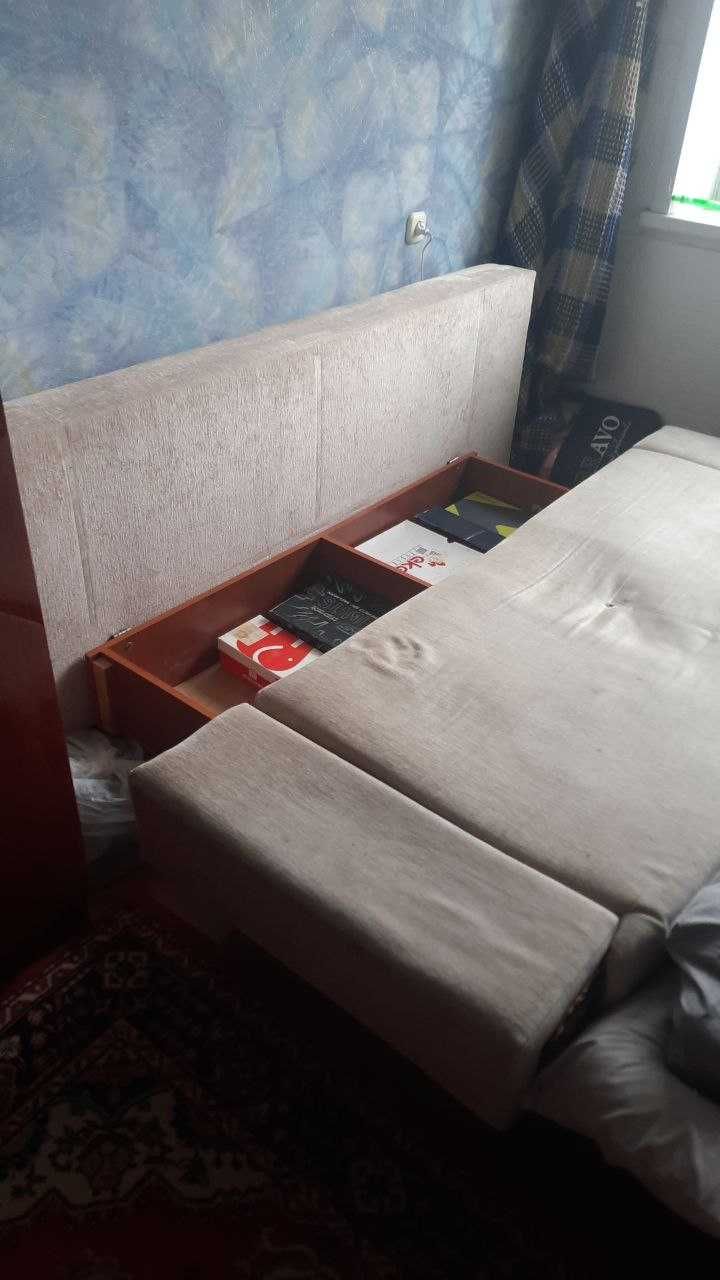 Отдам диван бесплатно