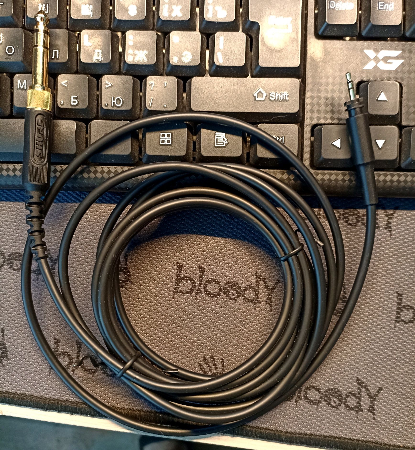 Мониторные наушники Shure SRH-440A