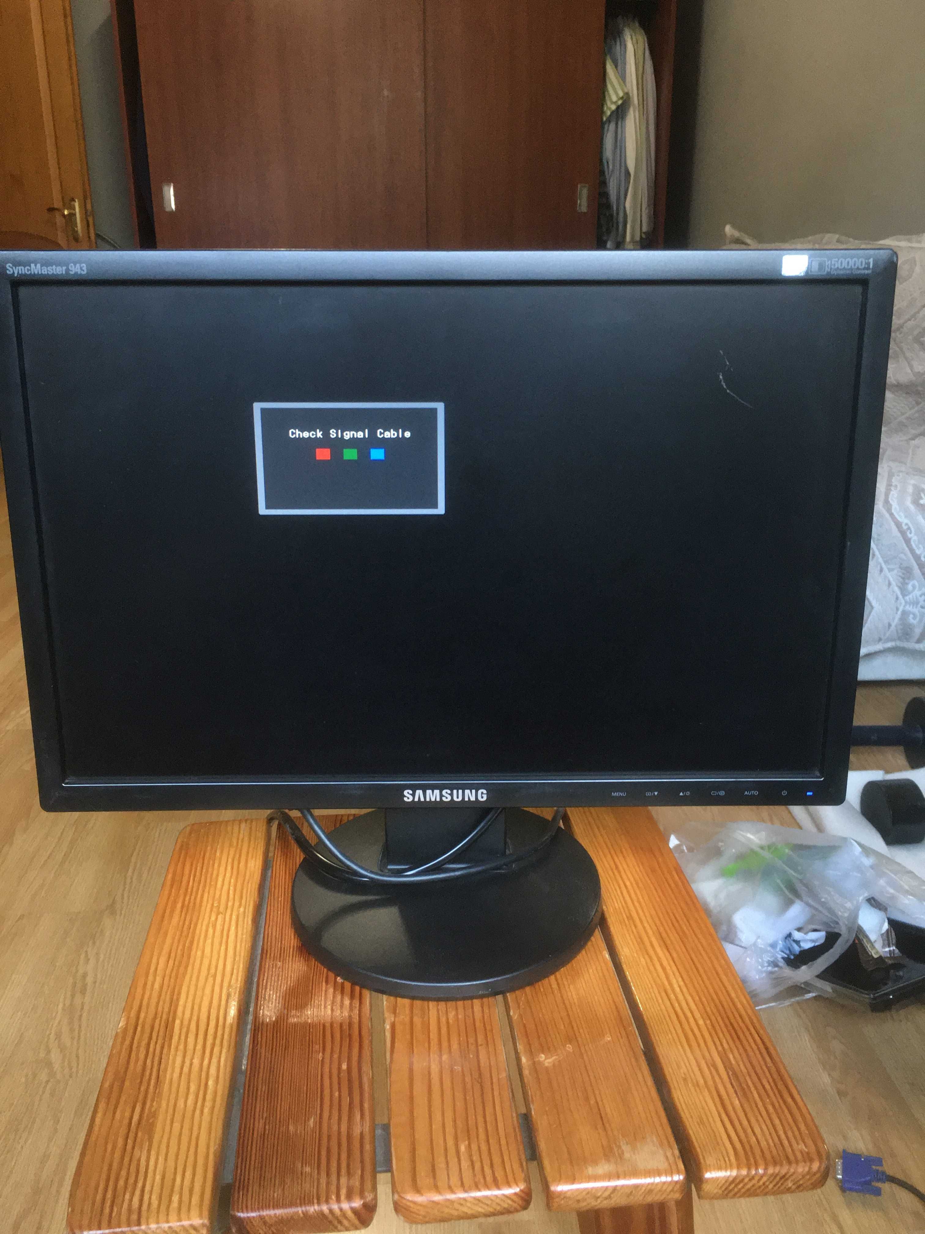 Монитор Samsung SyncMaster (50000:1 Dynamic Contrast)