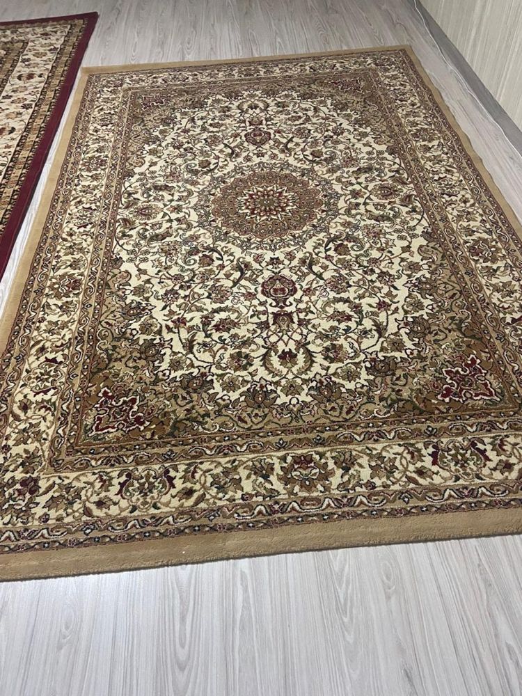 Ковры.