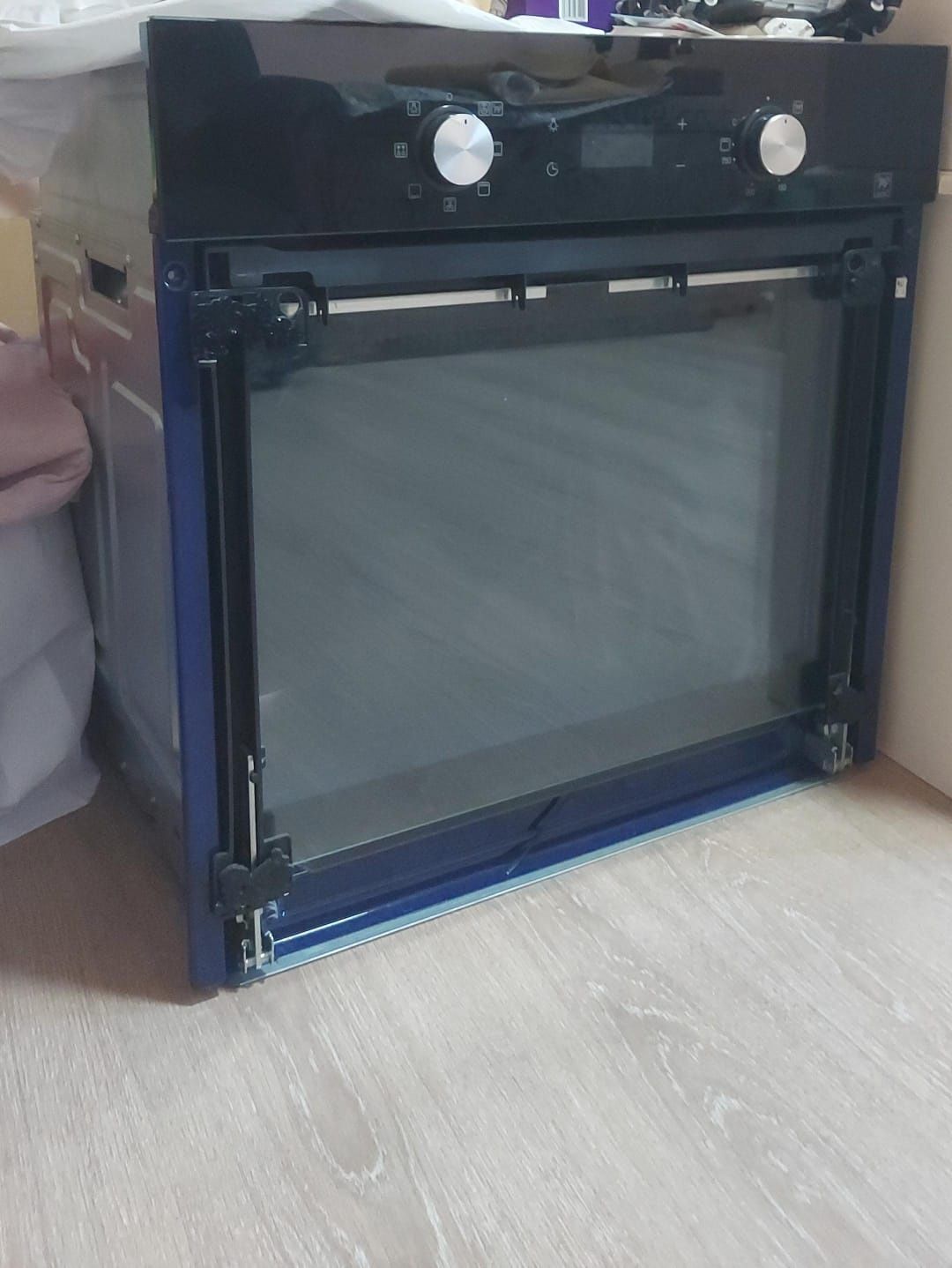 Продам духовка LG