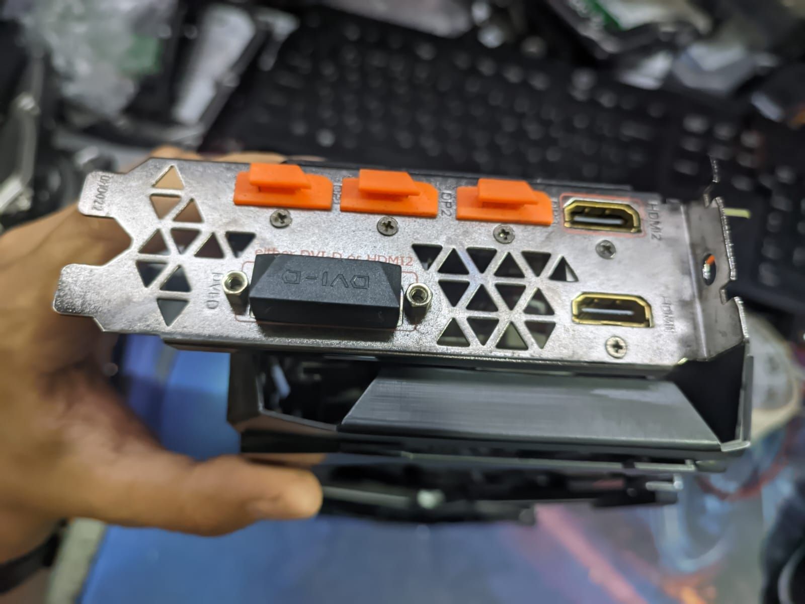 Gygabyte AORUS GeForce GTX 1080 Ti 11g

GPU: NVIDIA GeForce GTX 1080 T