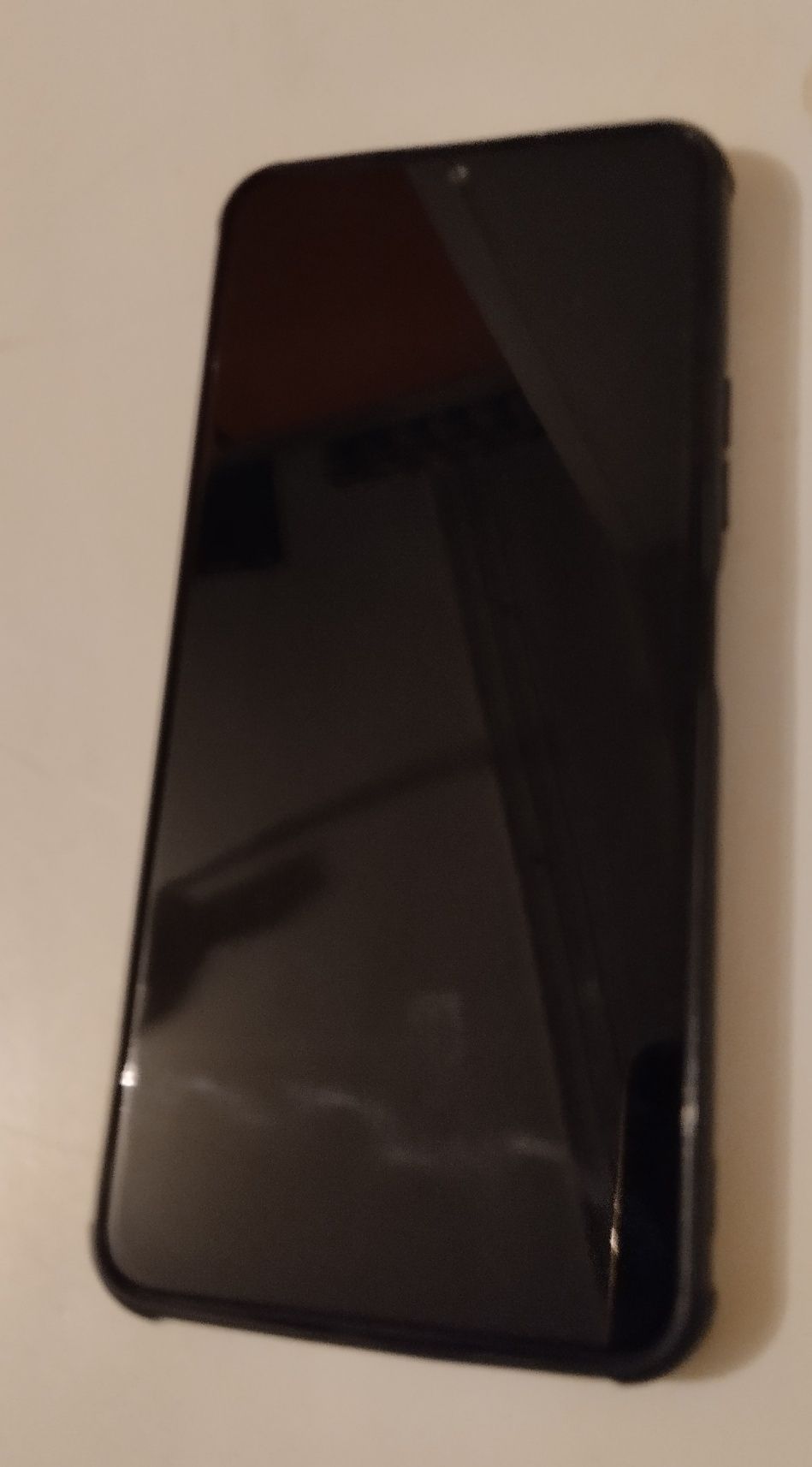 Продам смартфон Xiaomi Redmi 13C новый, недорого!