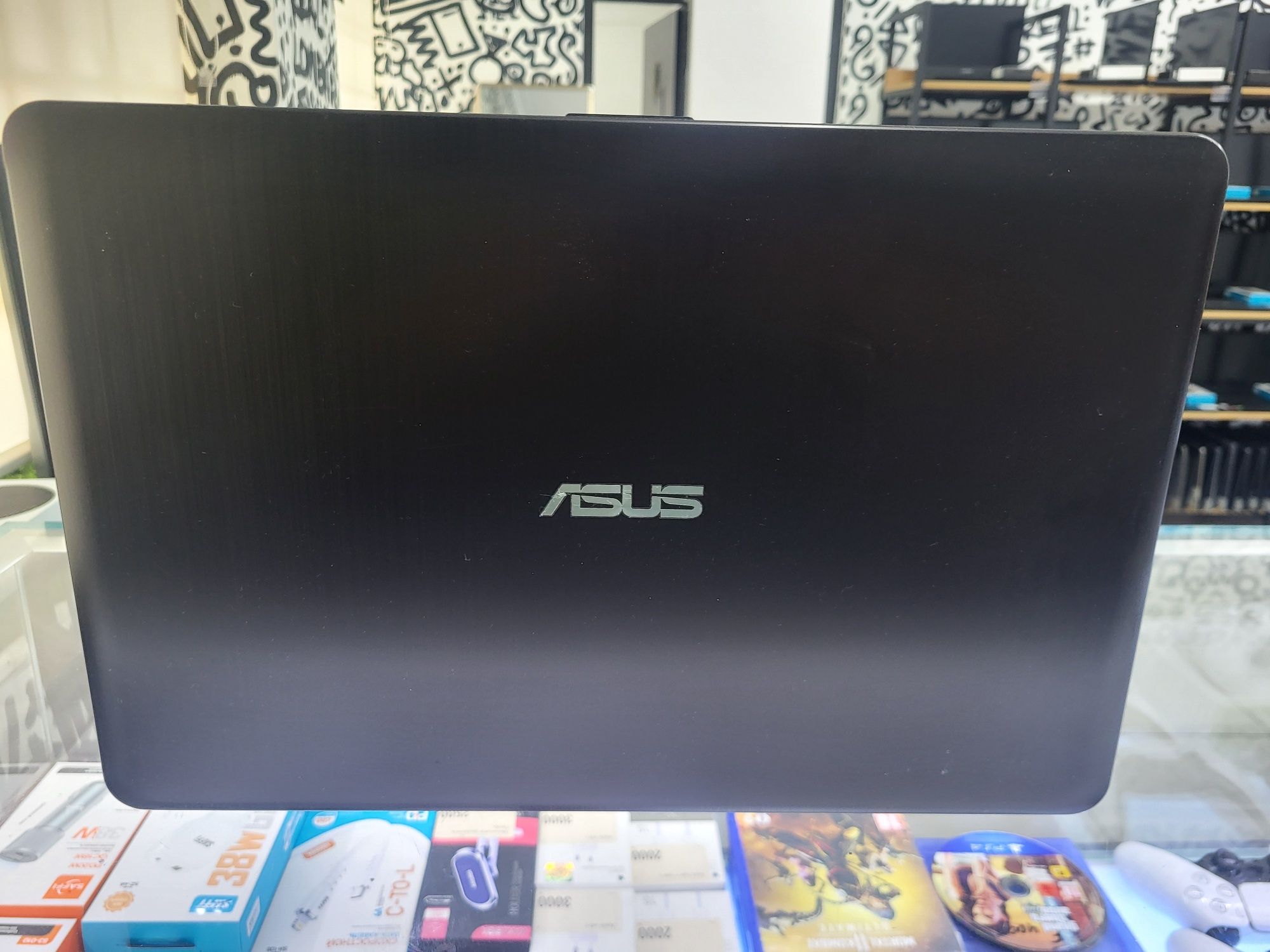 Ноутбук Asus core i3 6006u Озу 4гб hdd500gb рассрочка Реал ломбард