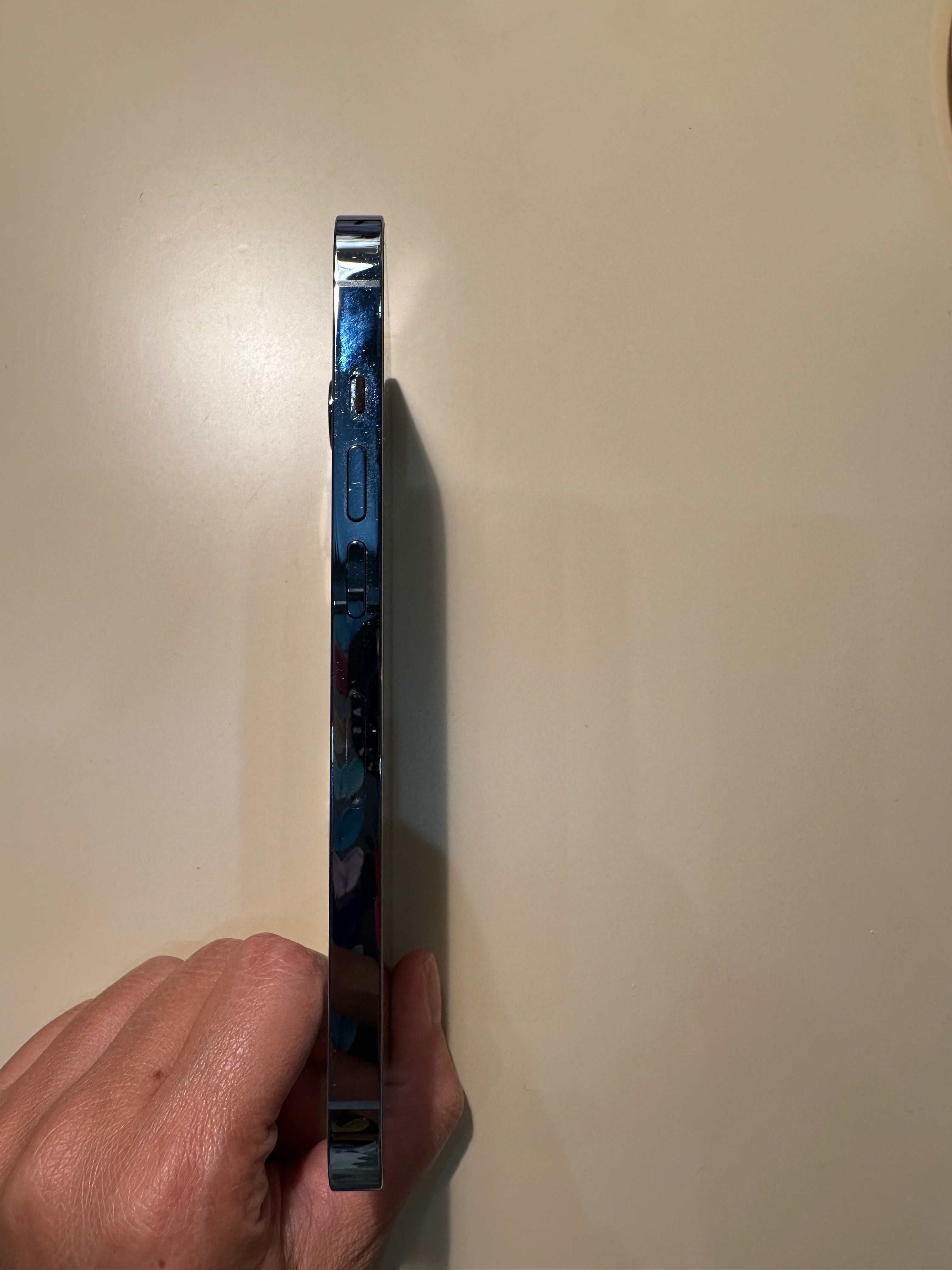 Iphone 13 PRO 256gb в отличном состоянии