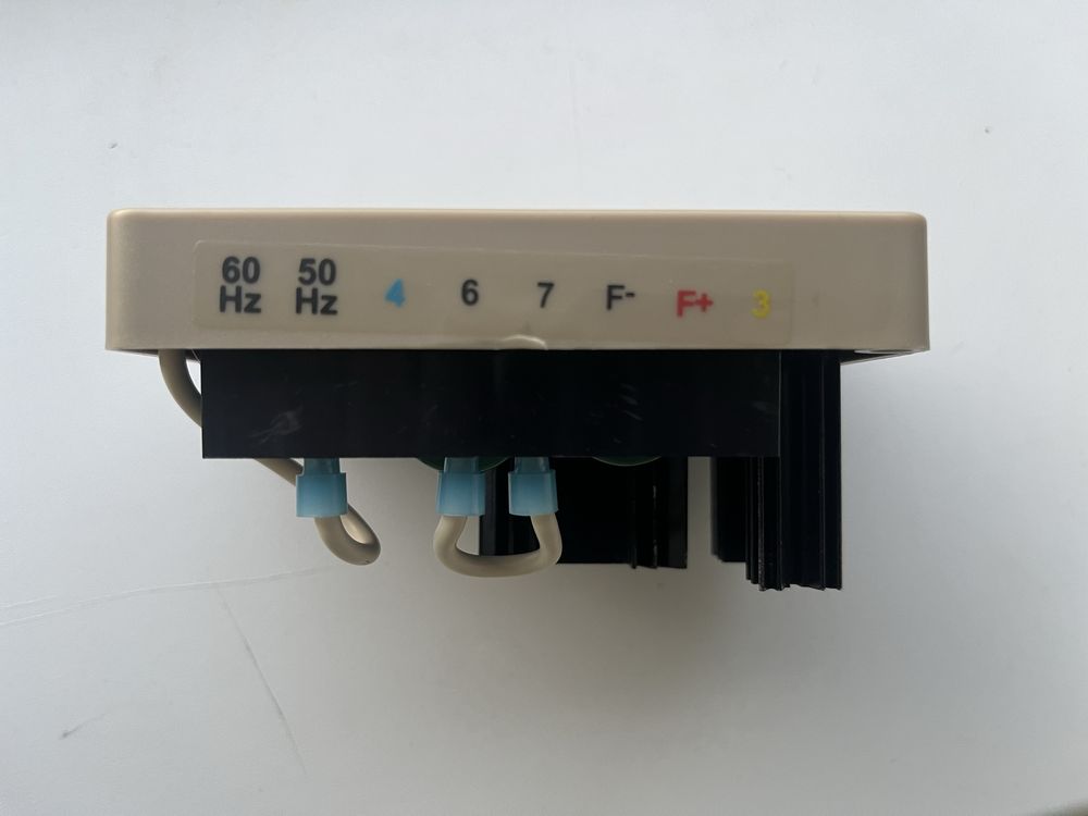 AVR SE350 Автоматический регулятор напряжения