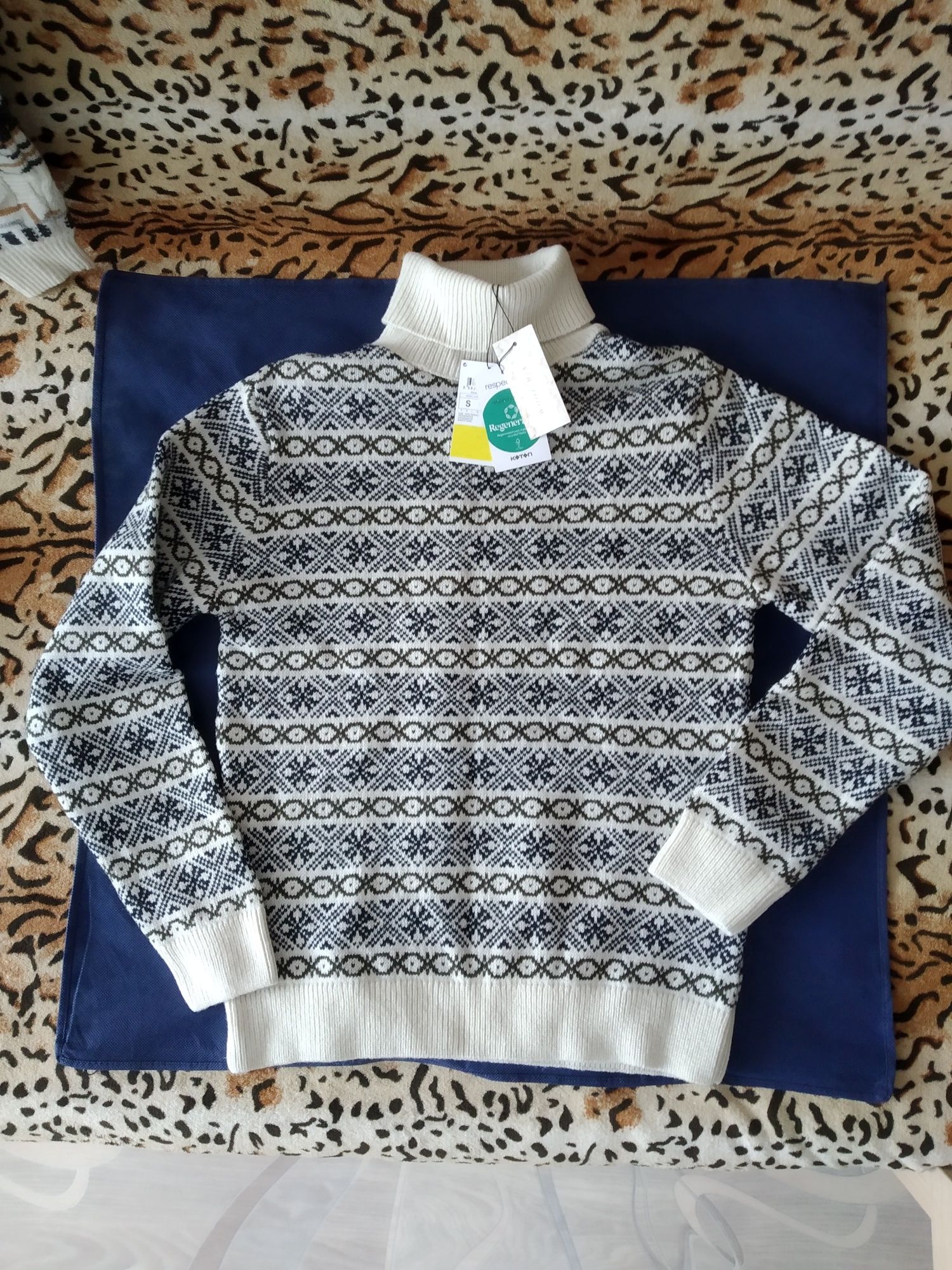 Джемпер мужской продам