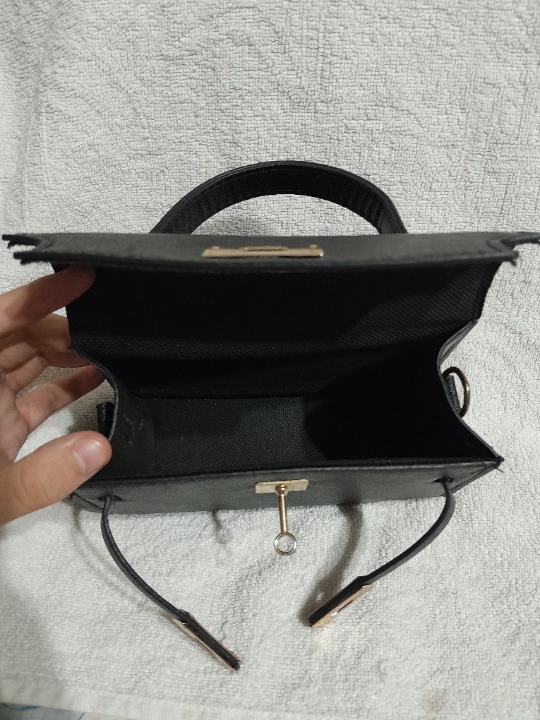 Продаётся мини-сумка в стиле Hermes Kelly