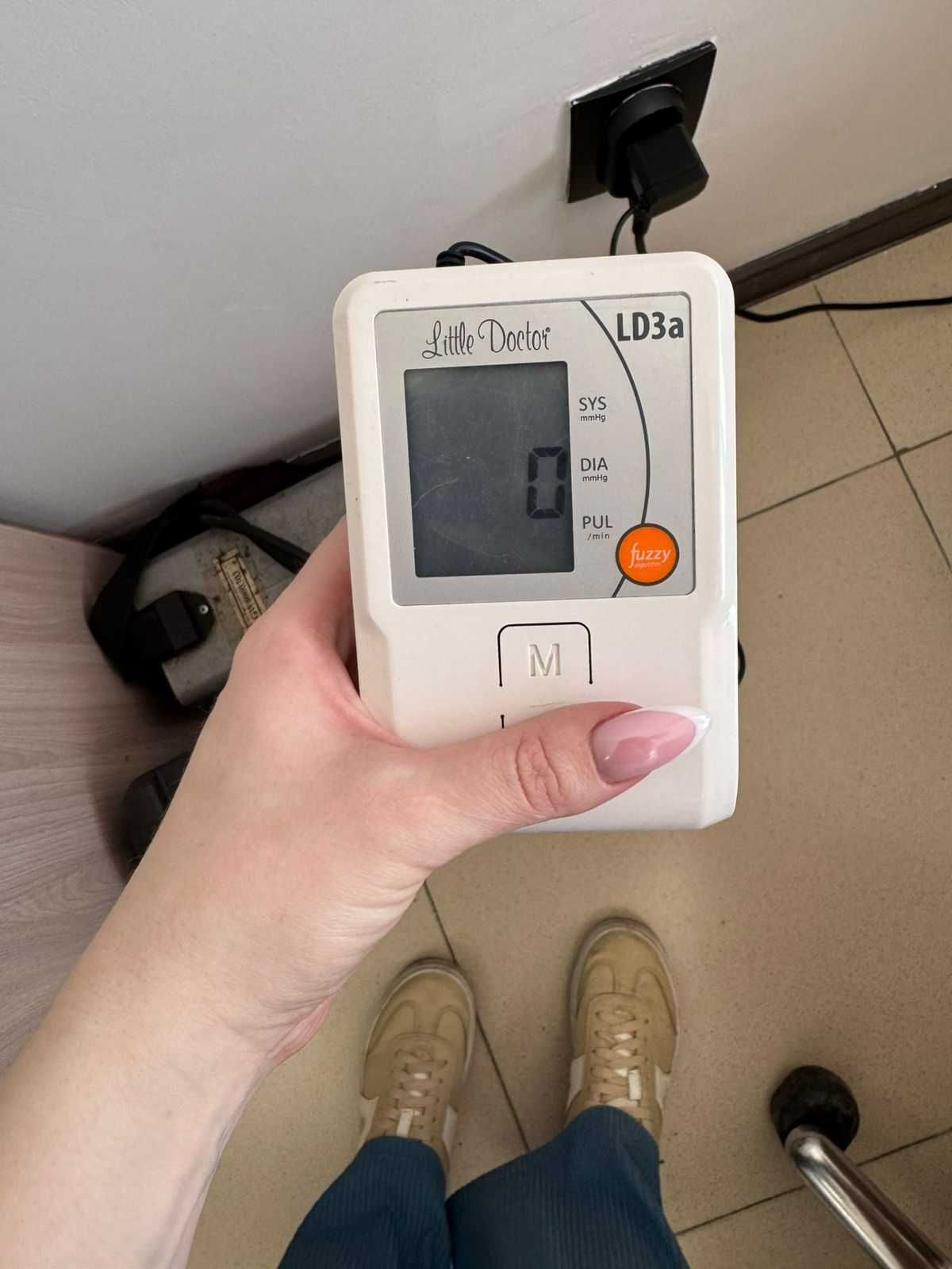 Продам тонометр Little Doctor - 2 шт