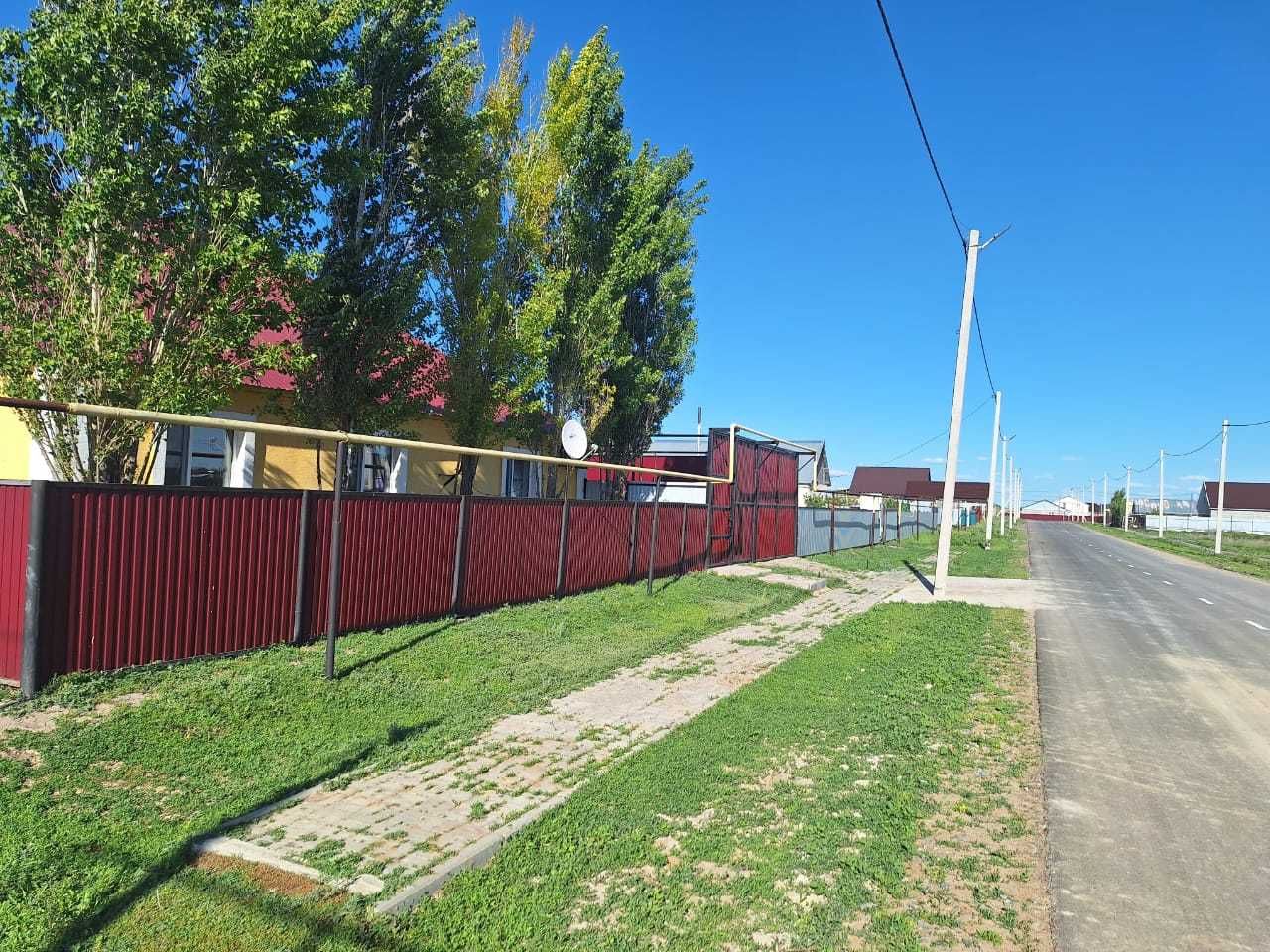 Продам 3 дома в одном дворе или обменяю на благоуст. квартиру. Бизнес.