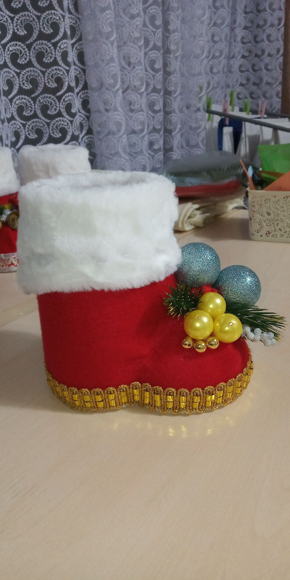 Сапожок для подарка и шампанского