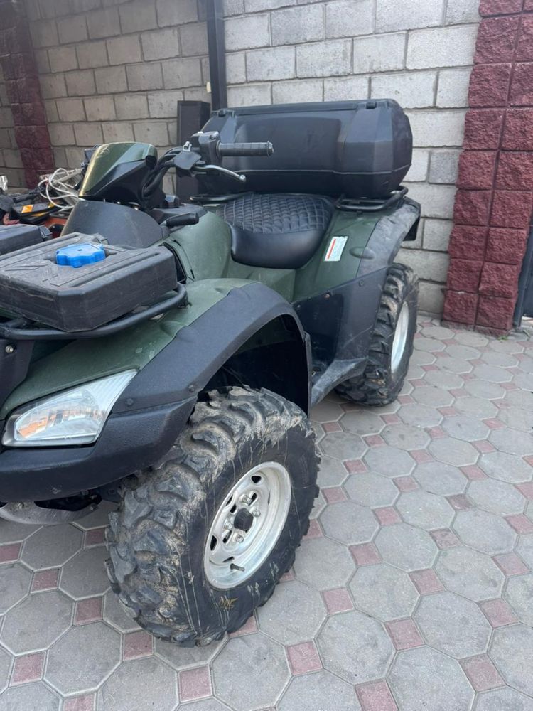 Продам квадроцик HONDA 550