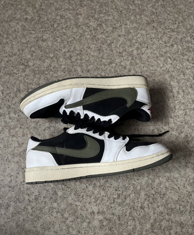 Кроссовки Nike Travis Scott