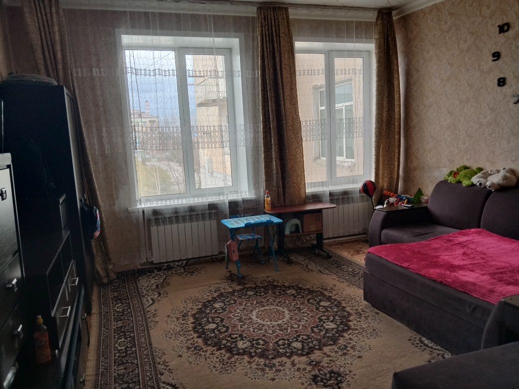 Продам или поменяю на дом 3х комнатную сталинку