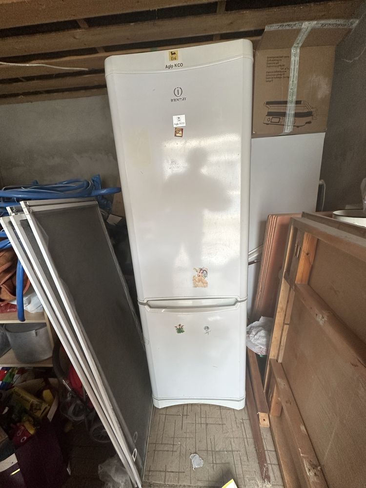 Ходлильник Indesit B18NF