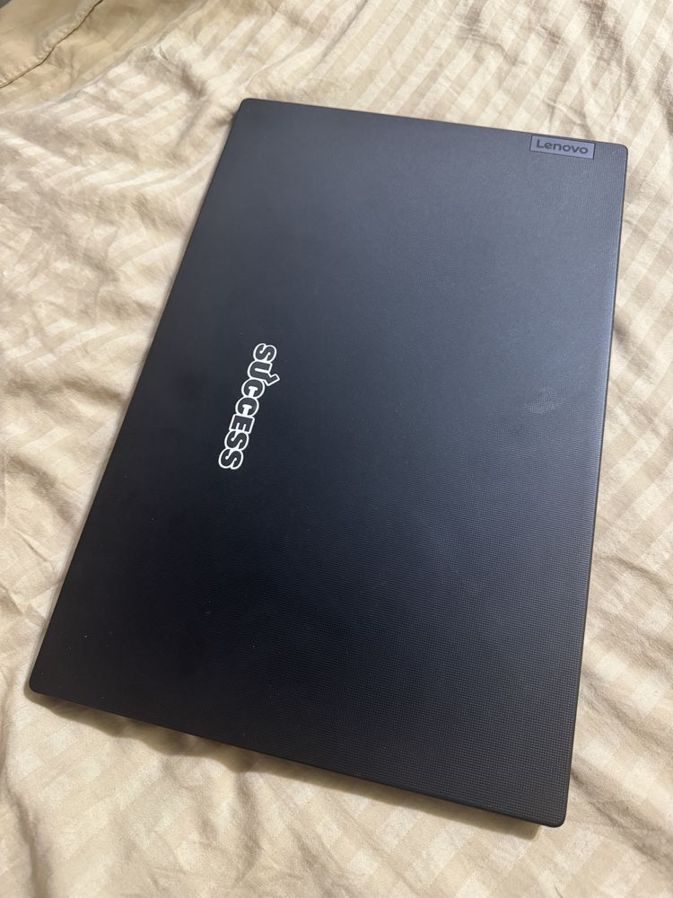 回 Core i5-1235U, SSD 256gb+SSHD 500g+ОЗУ 16gb+Full HD