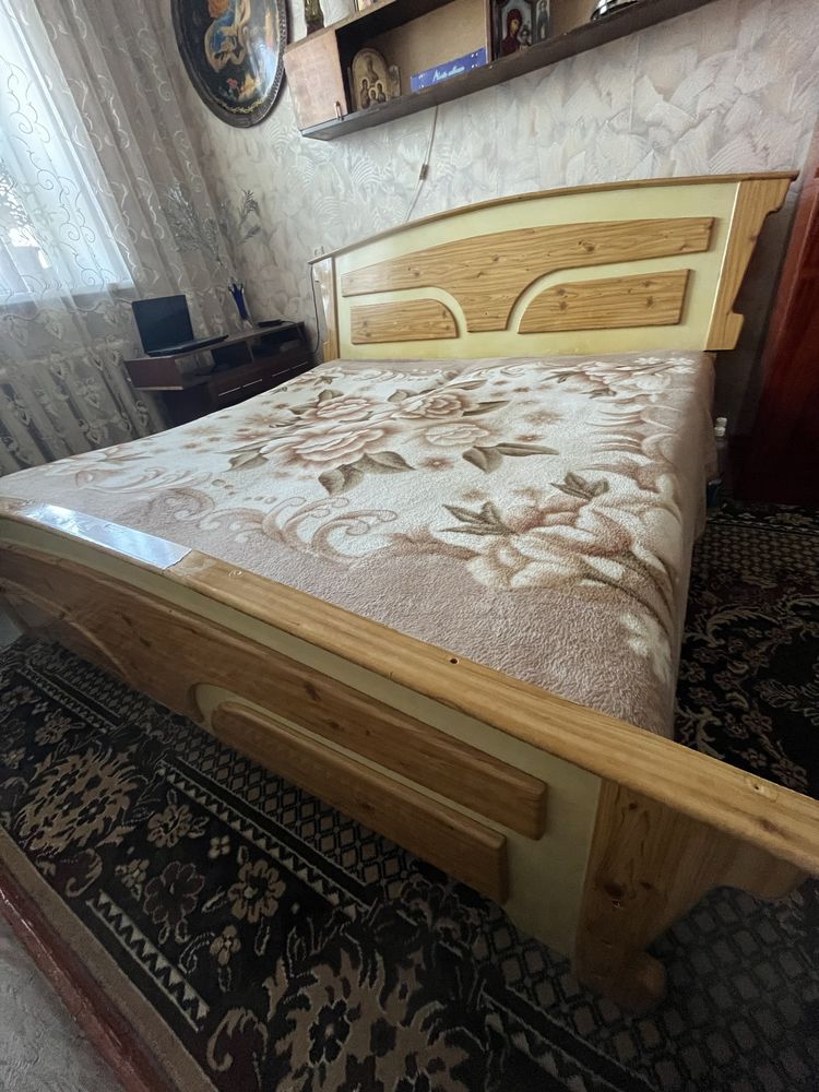 Продам кровать