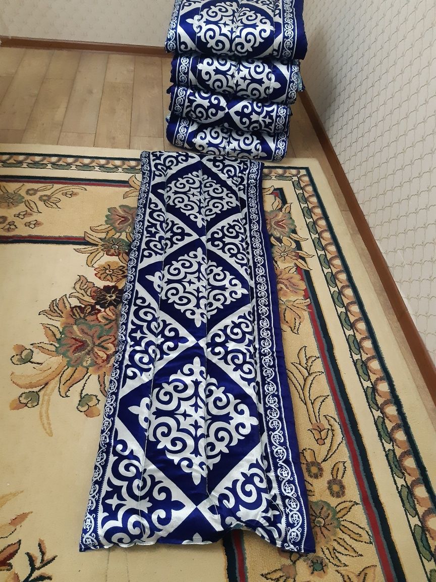 Көрпе Көрпеше Корпешки Корпеше Корпе Матрас Одеяло Подушки Жастық