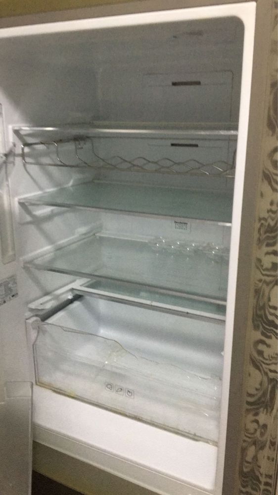 Продам холодильник