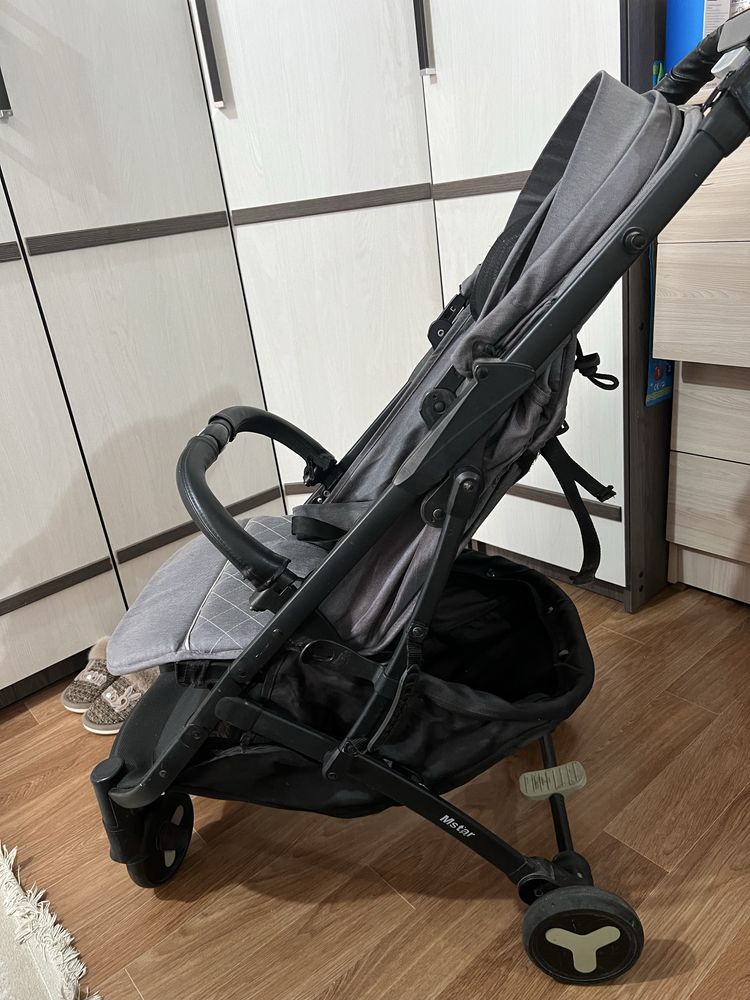 Продам детскую коляску