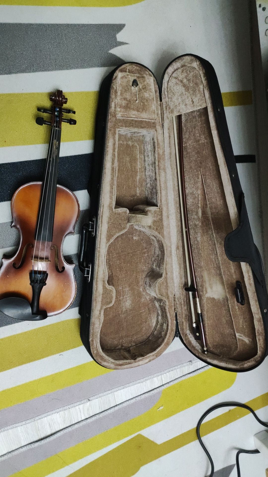 Скрипка размер 1/4