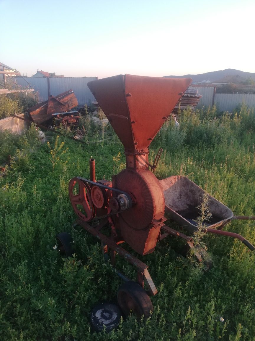 Продам трактор Т-25 и многое другое