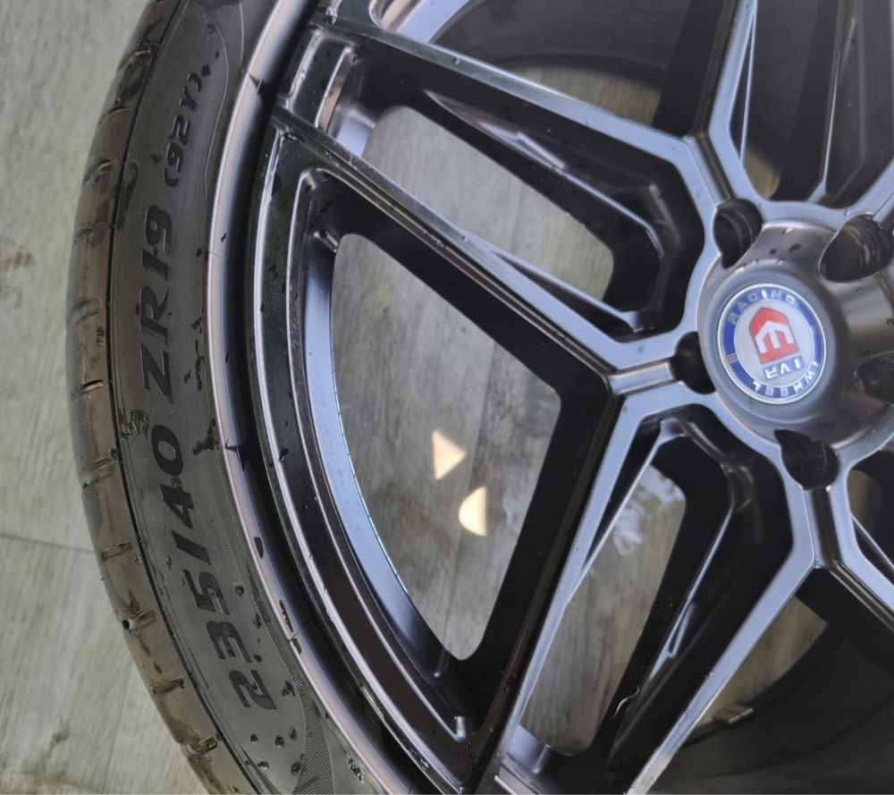 Комплект дисков 19 IVR 1273 5×114.3 / Pirelli PZero 235/40 R19 92Y
