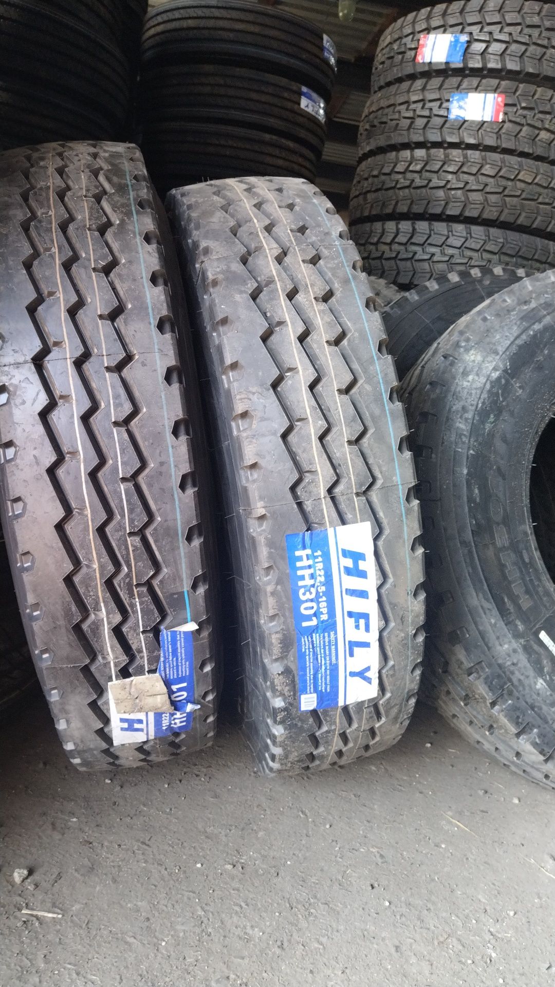 11R22.5 HH301  ГРУЗОВЫЕ