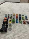 Машинки hot wheels